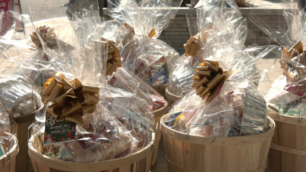 Celebrate Thanksgiving with Festive Gift Baskets