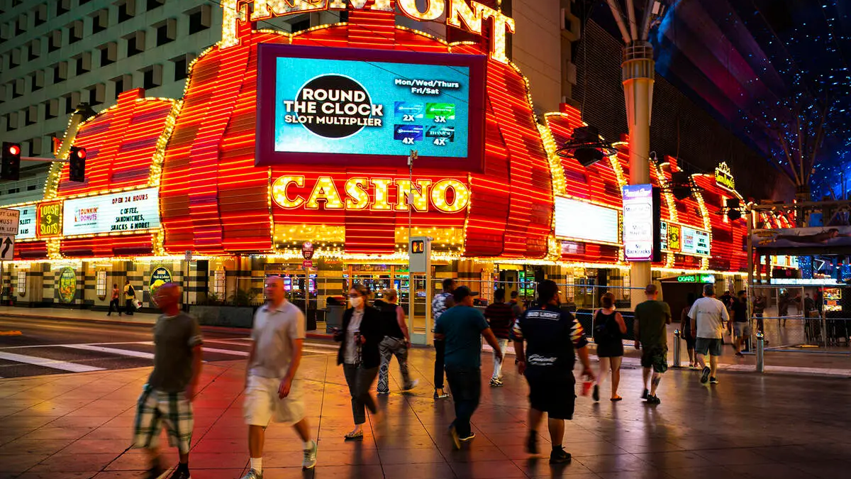 California Gambler Wins $544K Jackpot with $1.25 Bet at Fremont Hotel & Casino in Las Vegas