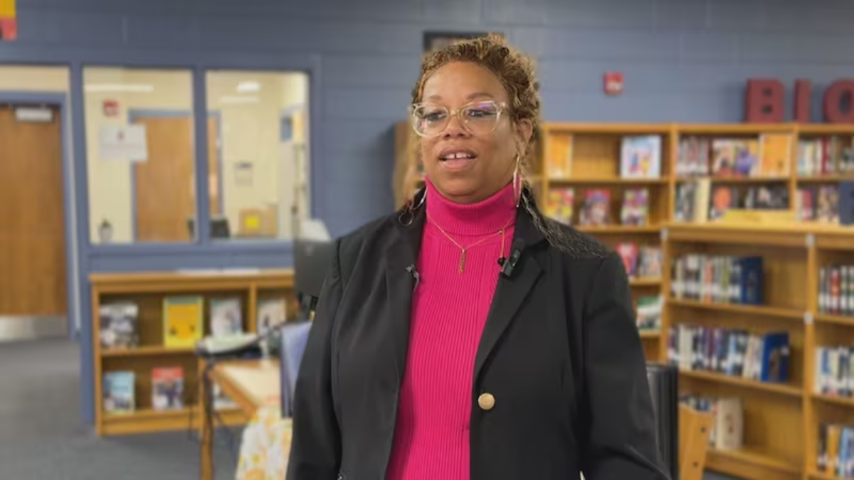 South Carolina Teacher Overcomes Homelessness, Inspires with Message of Perseverance