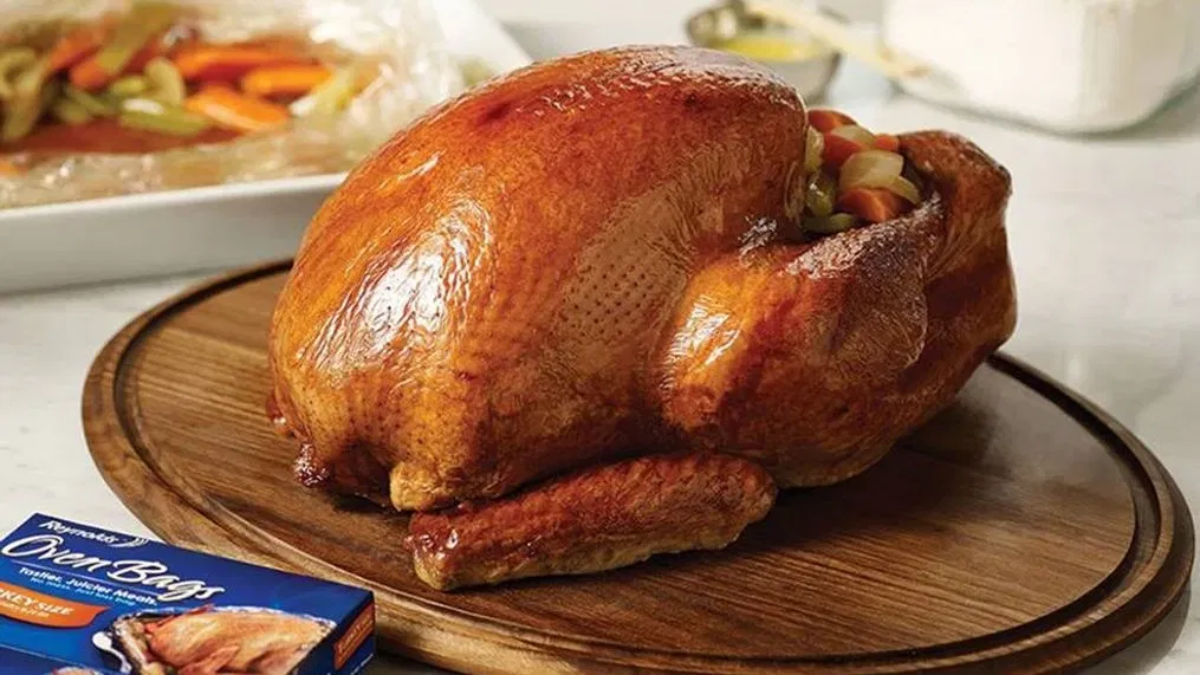 Las Vegas Offers Free Thanksgiving Turkeys to Families in Need