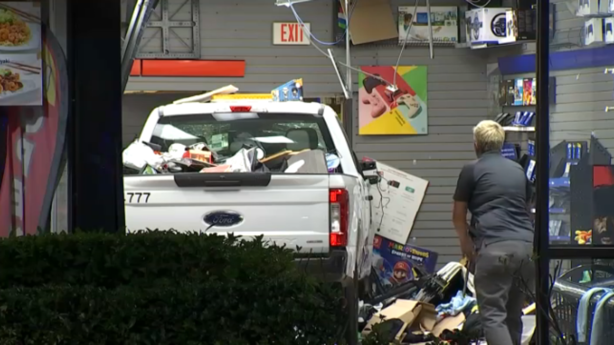 Car Crashes Into GameStop Store in Chicago’s West Town, Shocking Local Shoppers