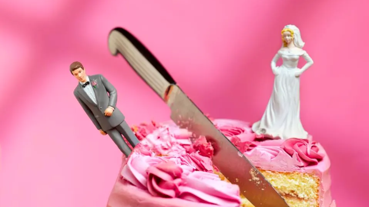 Do Divorced Wives Get Half of Their Ex-Spouse's Social Security Benefits?