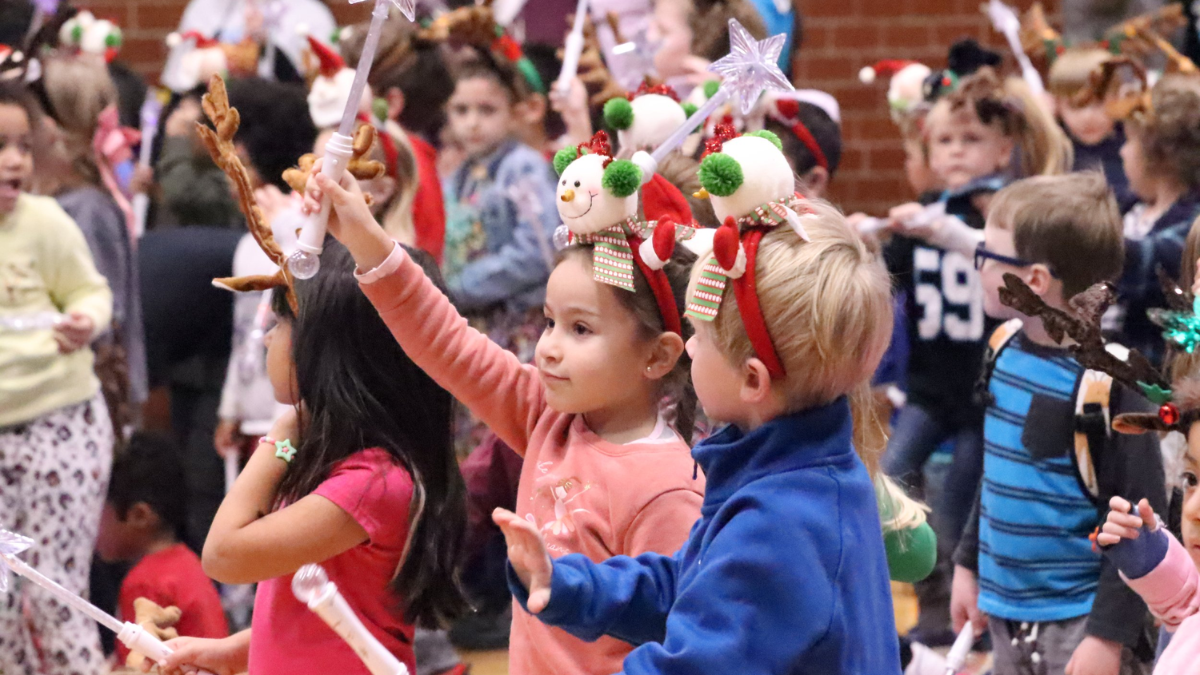 David and Nicole Tepper Bring Christmas Cheer to Western North Carolina Schools