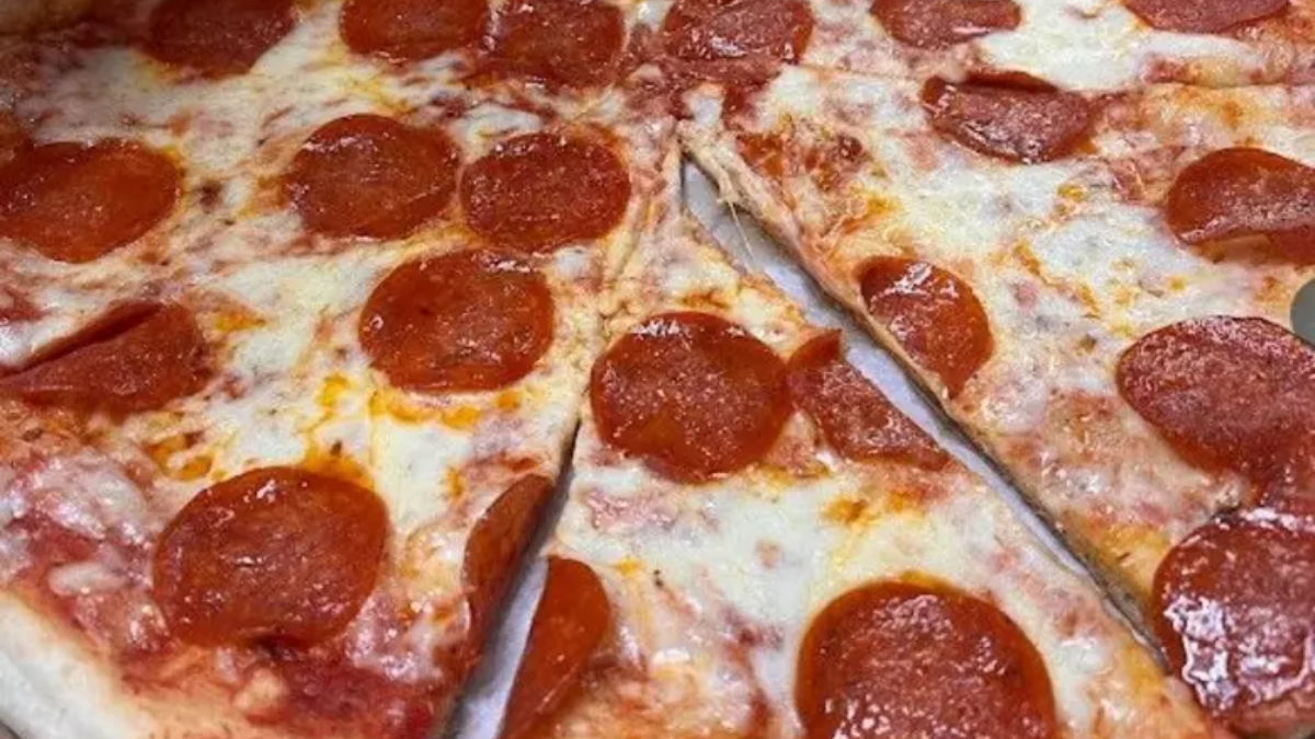 The Ultimate Sausage Pizza in Atlantic City, NJ: A Slice You Can't Miss