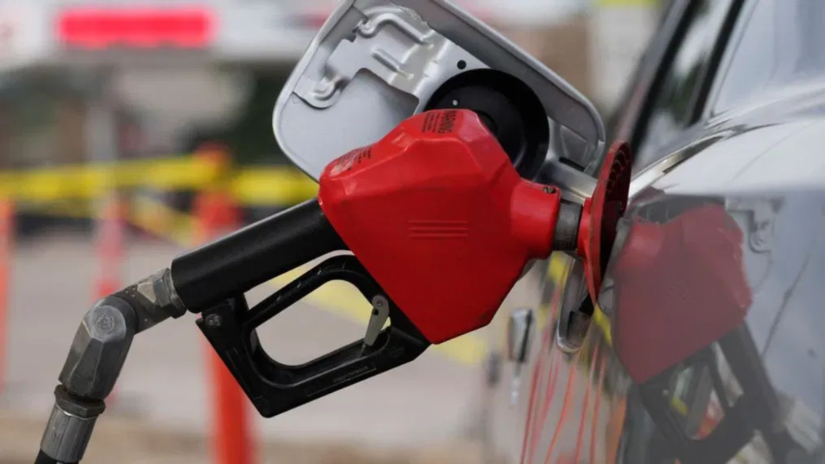 South Carolina Gas Prices Drop Ahead of Holiday Shopping Season