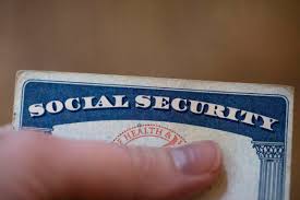 Social Security Announces 2.5% Increase for 2025: Key Details for Beneficiaries