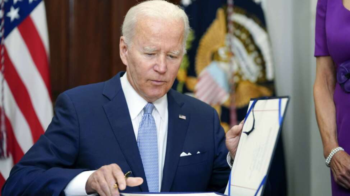 Biden to Sign Social Security Fairness Act: Key Changes for Retirees