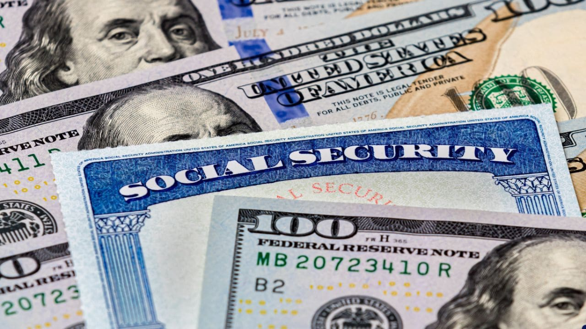 Over $5,000 Awaits Americans with Pre-1997 Checks: Claim Today