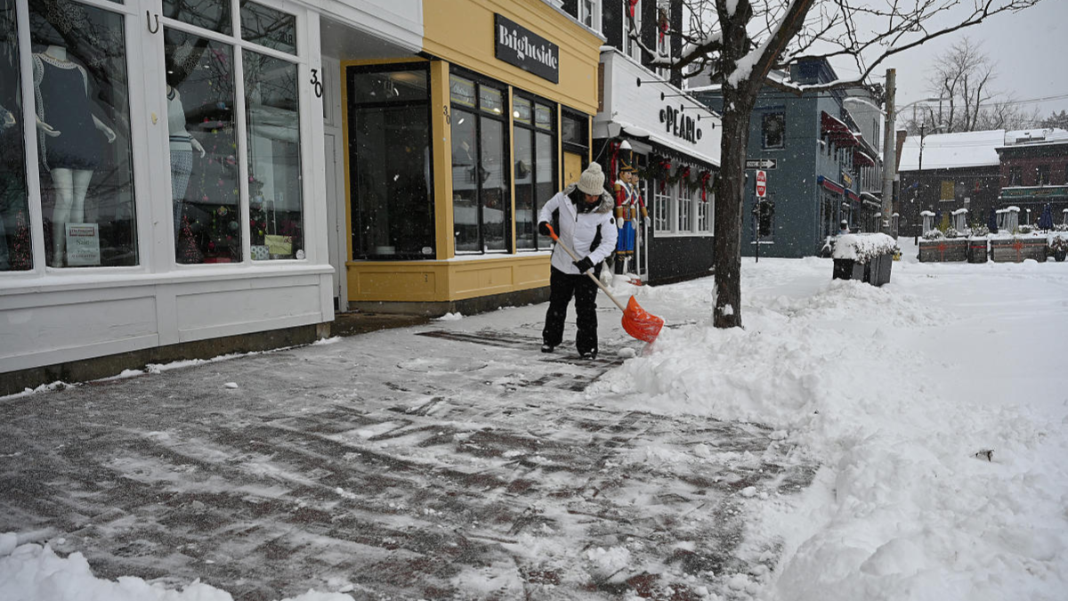 Charlotte Businesses Closing and Adjusting Hours Ahead of Weekend Snowstorm