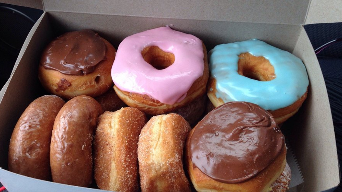 Indiana’s Beloved Bakery Serves Glazed Donuts That Have Won Over the State