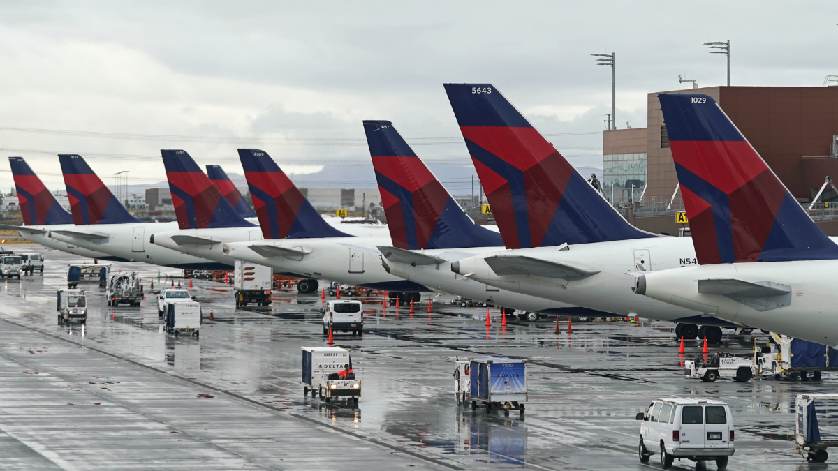 FAA Investigates After Delta Passengers Report Bleeding Ears and Noses During Flight