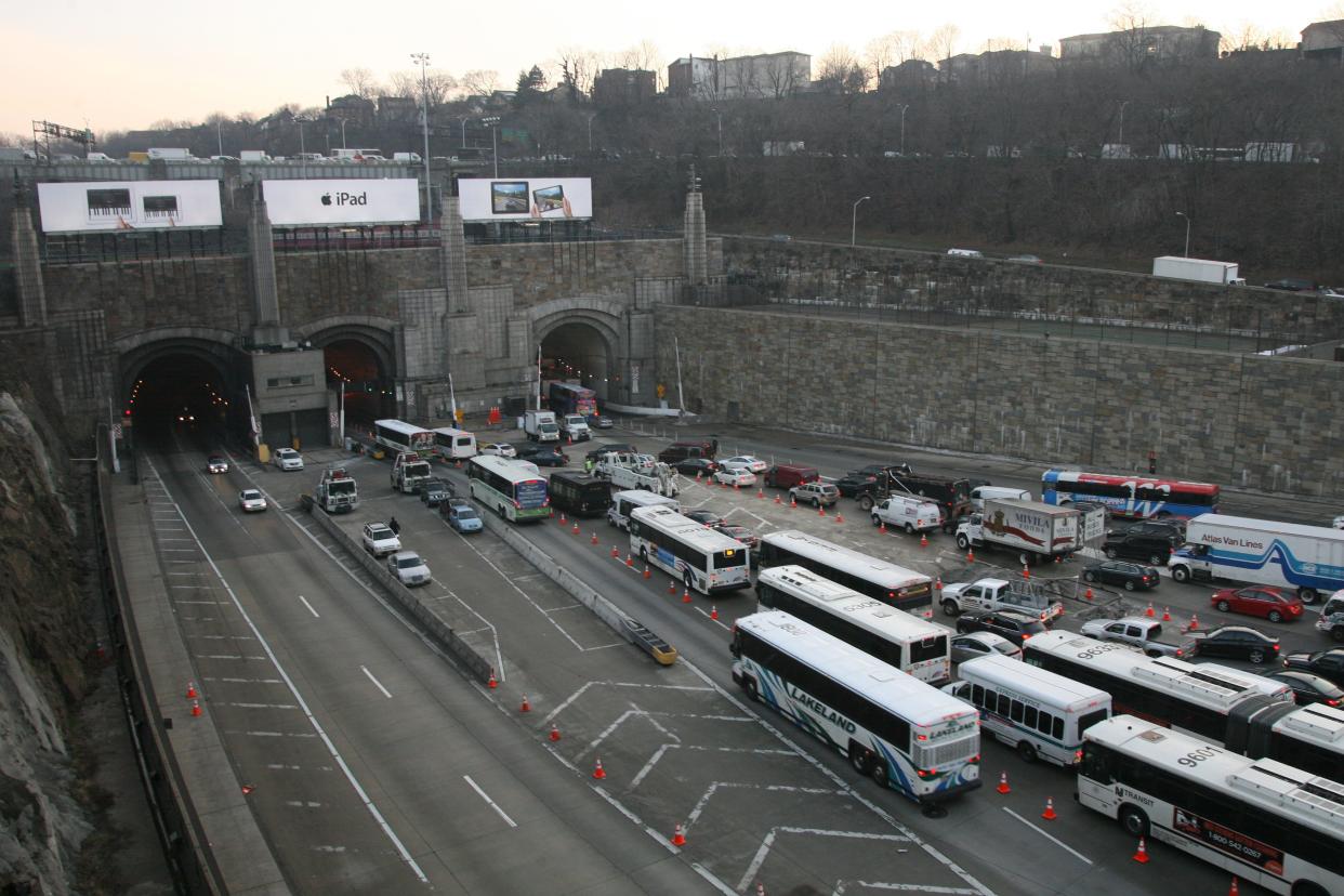 Christie Urges Murphy to Use Port Authority Power to Counter NYC Toll Plan