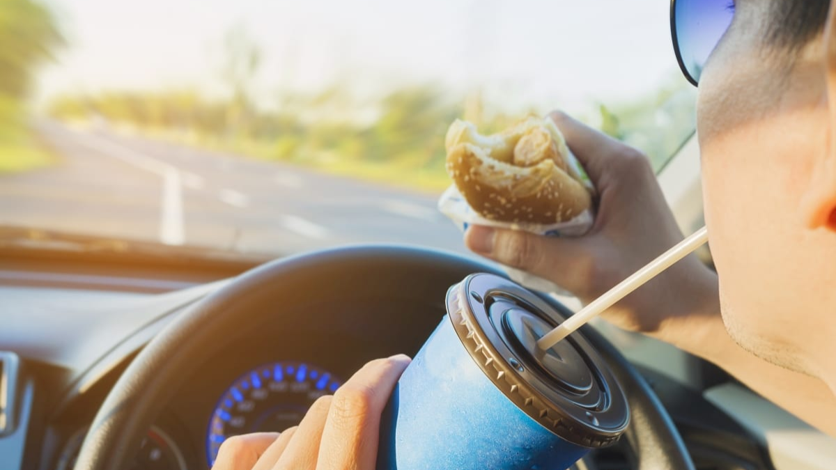 Pennsylvania Distracted Driving Laws: Is Eating Behind the Wheel Illegal?