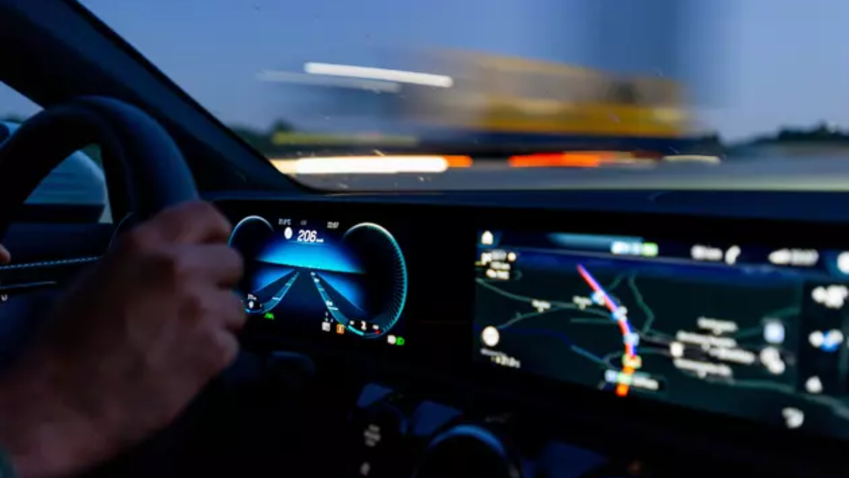 Fact or Fiction: Driving With Interior Lights On Too Long in NJ